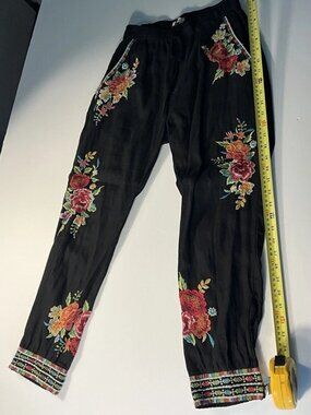 Johnny Was Los Angeles Embroidered Floral Linen Pants Size Small Black